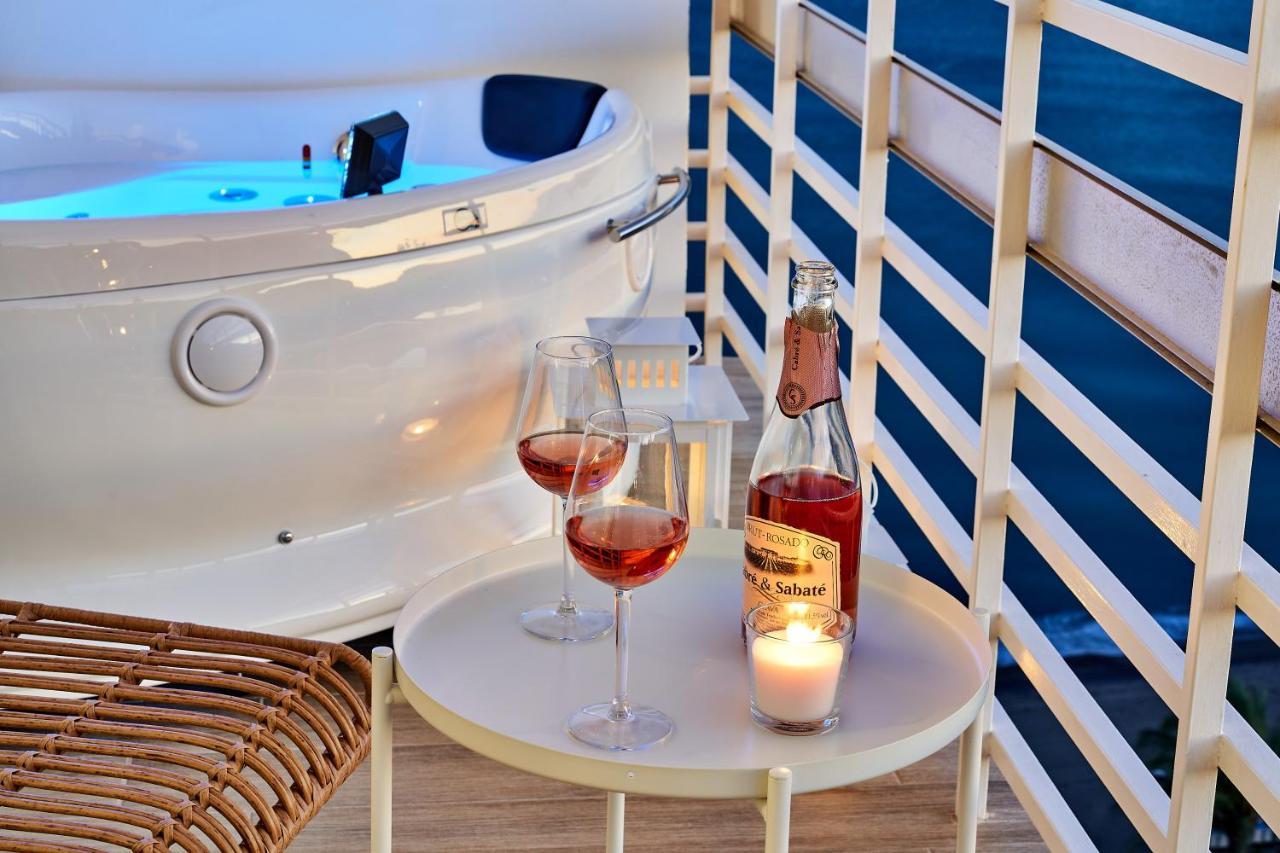 Sunset Beach Charming Apartment With Jacuzzi Torremolinos Zewnętrze zdjęcie