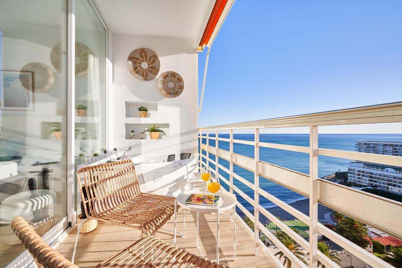 Sunset Beach Charming Apartment With Jacuzzi Torremolinos Zewnętrze zdjęcie
