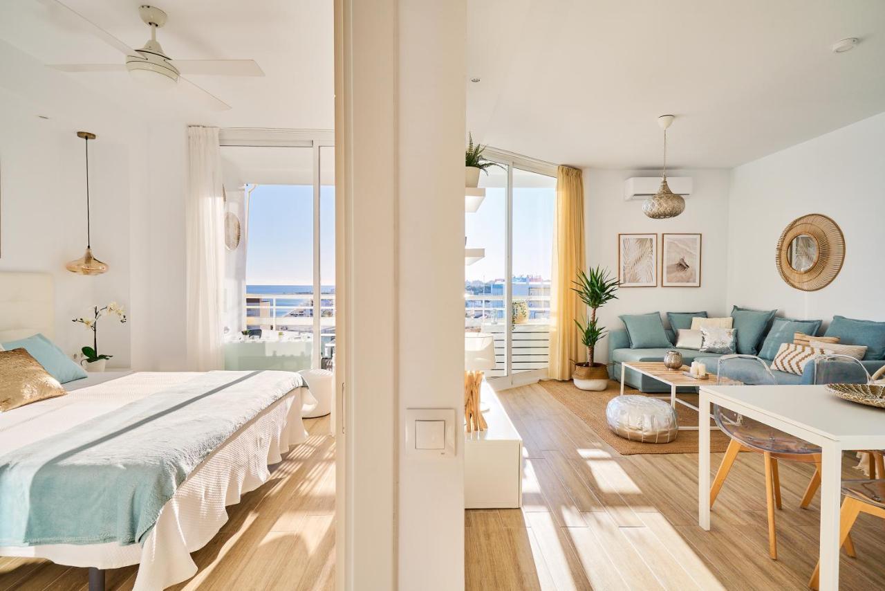 Sunset Beach Charming Apartment With Jacuzzi Torremolinos Zewnętrze zdjęcie