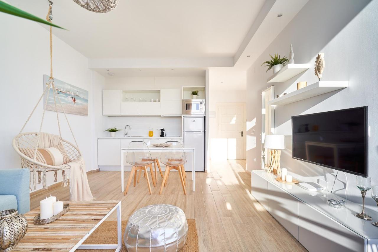 Sunset Beach Charming Apartment With Jacuzzi Torremolinos Zewnętrze zdjęcie