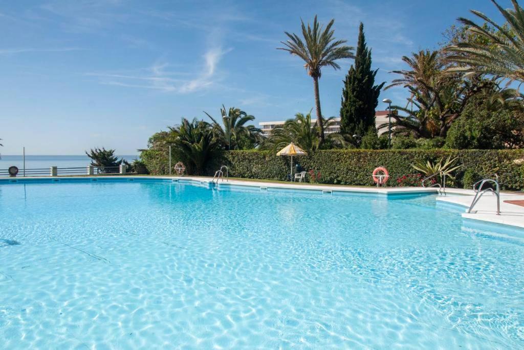 Sunset Beach Charming Apartment With Jacuzzi Torremolinos Zewnętrze zdjęcie