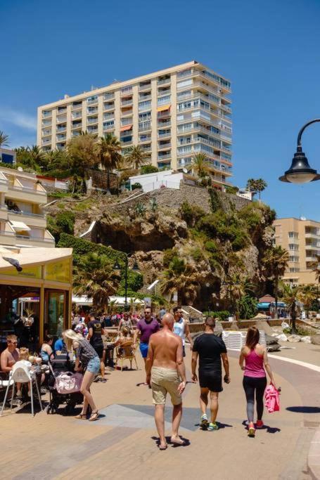 Sunset Beach Charming Apartment With Jacuzzi Torremolinos Zewnętrze zdjęcie